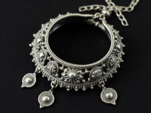 Сияние прошлого: как серебро стало главным украшением древних цивилизаций